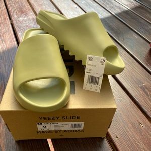 Adidas Yeezy Slide Resin UNISEX